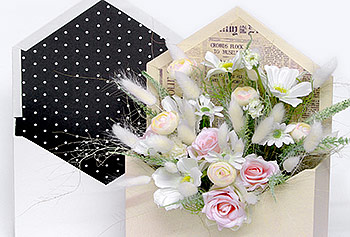 Flower box w kształcie otwartej koperty